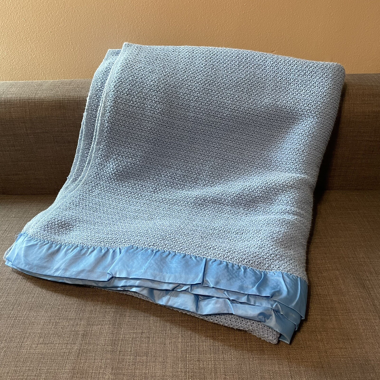 Vtg Fieldcrest Touch of Class Acrylic Waffle Weave Blanket Satin Trim Blue  Queen | eBay