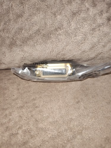 DVI Female to HDMI Male Inline Adapter - Picture 2 of 3