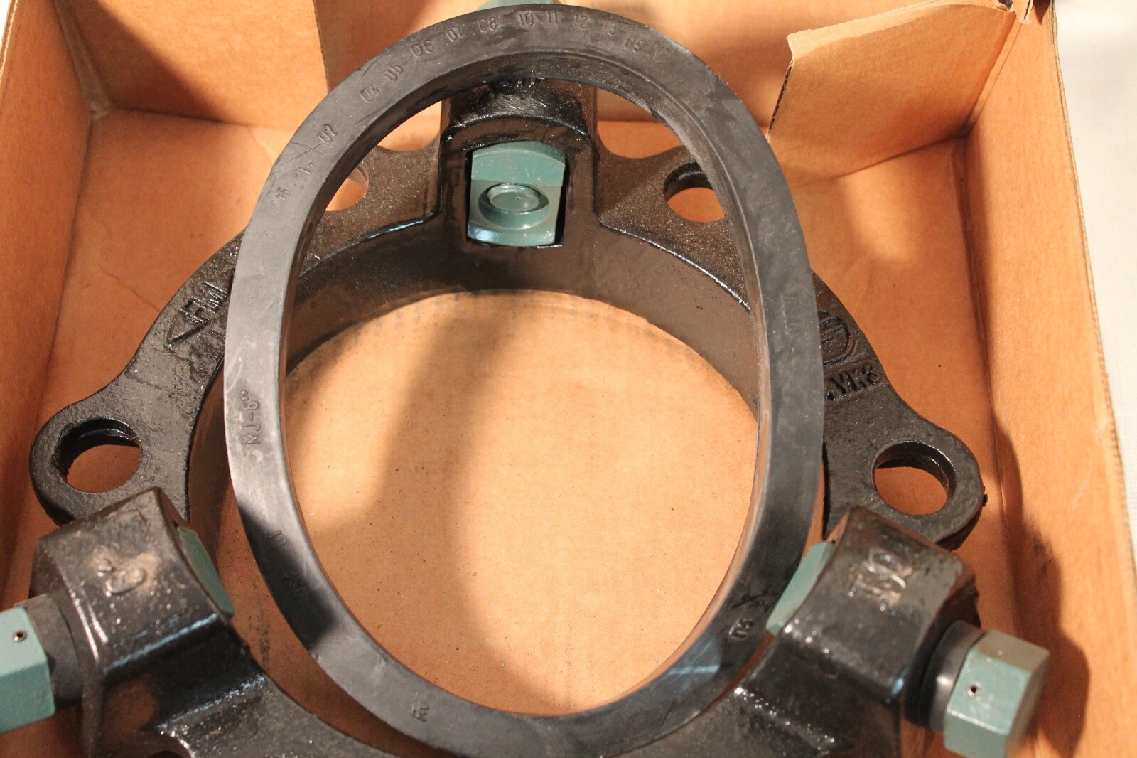 SIP Industries 6" EZ GRIP Wedge Action Restraint Gland for Ductile Pipe