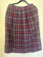Vintage Pendleton Purple and Green Plaid 100 Wool Skirt Size 8 USA Made
