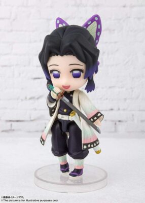 鬼滅の刃 胡蝶しのぶ PVC製品　32cm  フィギュア 32cm 胡蝶 しのぶ 鬼滅の刃 フィギュア PVC製品 ガレージキット