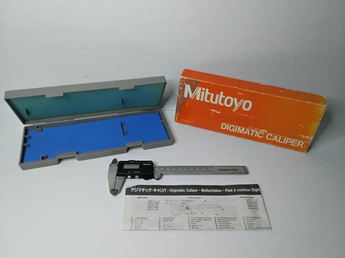 Mitutoyo Digimatic Caliper Model # 500-351 CD-6" P