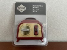 Mini Retro Radio from Dashing 2018