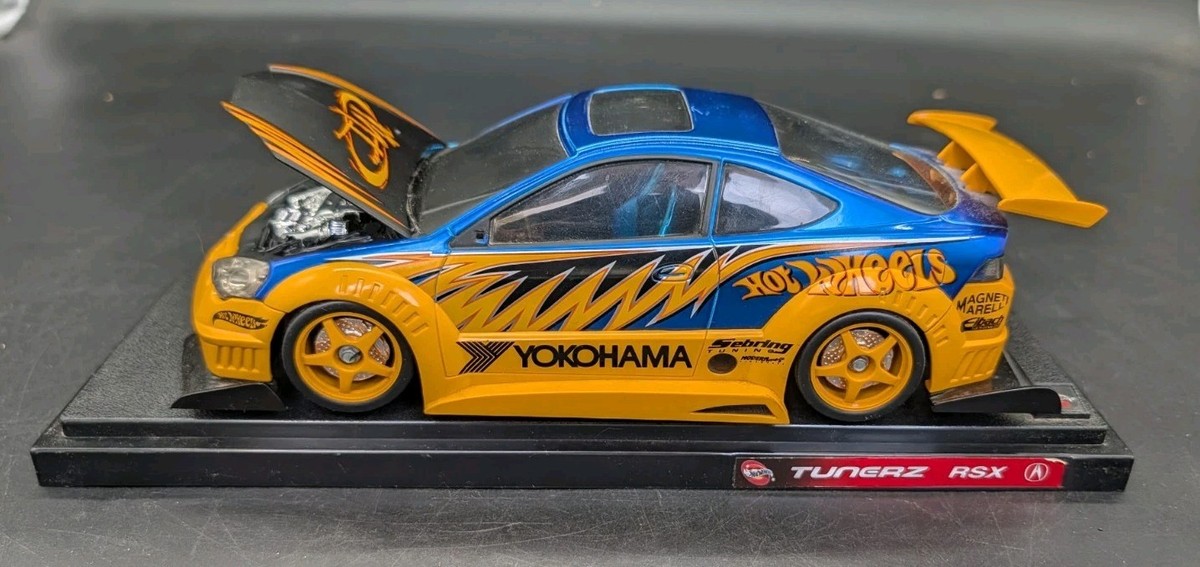Acura RSX Tunerz Metal Collection 1:18 Hot Wheels DieCast Car Blue
