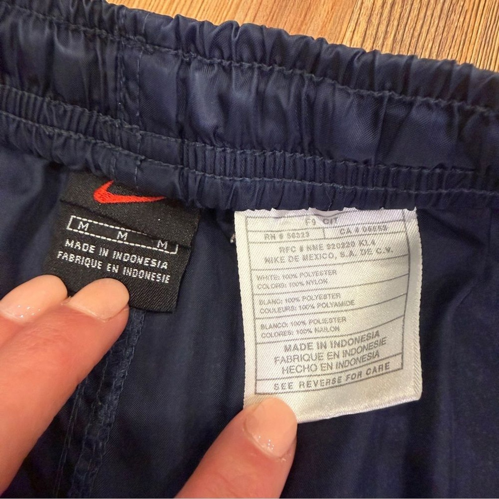 Nike Mens Medium Track Pants Navy Blue White Stripe Cargo Pocket Distressed thumbnail 5