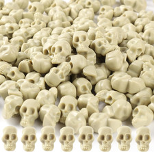 150 Mini Plastic Skull Heads - Halloween Miniature Figurines Skulls Heads Orname