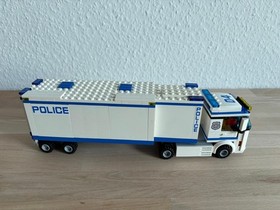 LEGO&reg; City Police Surveillance Truck / Set 60044 7235 7235 | Used
