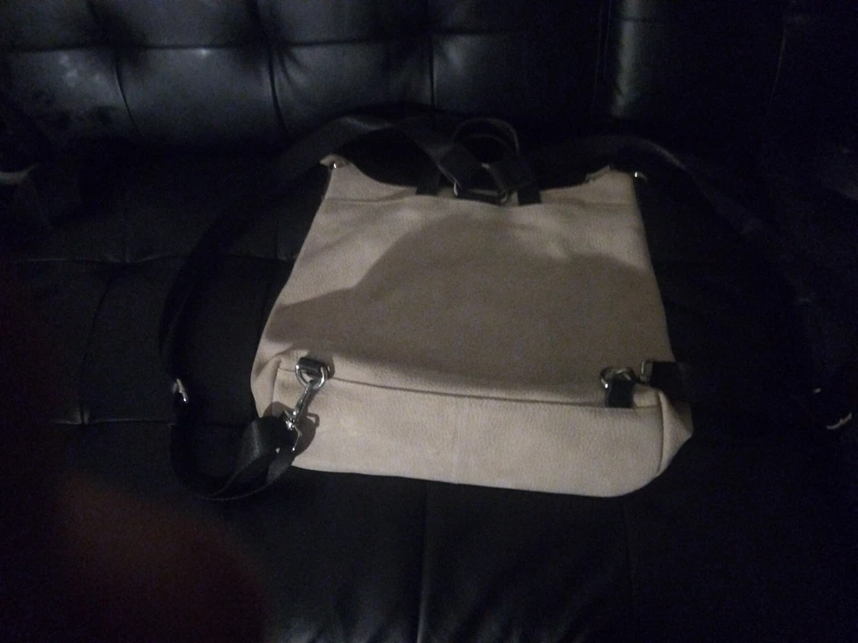 Mochila AIMEE KESTENBERG Tamitha Cuero Guijarro Crema Cremallera Foto 2 de 4