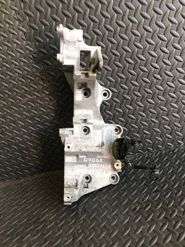 Dodge Avenger 2.0 Crdi 2007–2011 Lichtmaschine AC Halterung 03G903143J Original