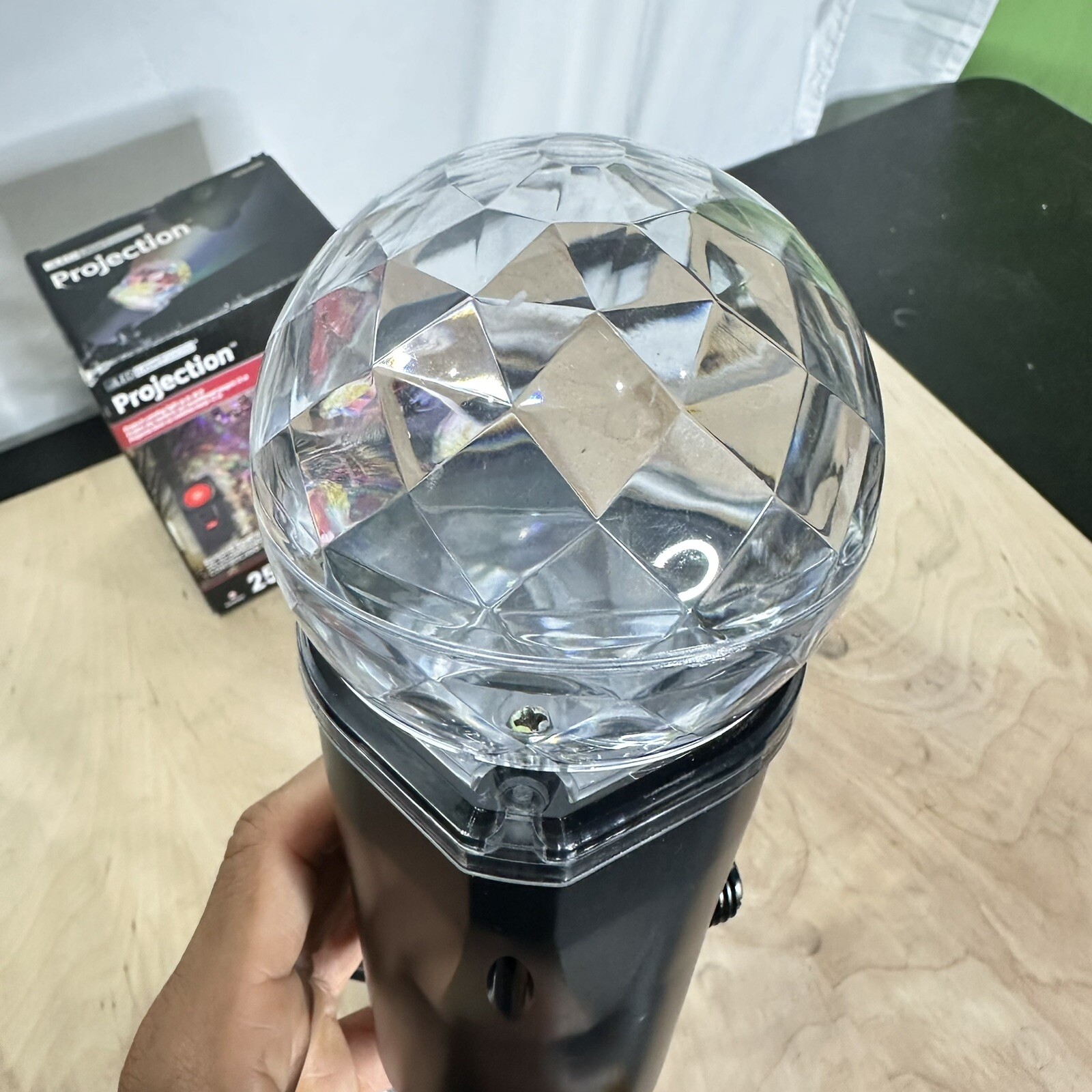 Gemmy LED Light Show 40’ Projection Stake Kaleidoscope 25 Colors Combos