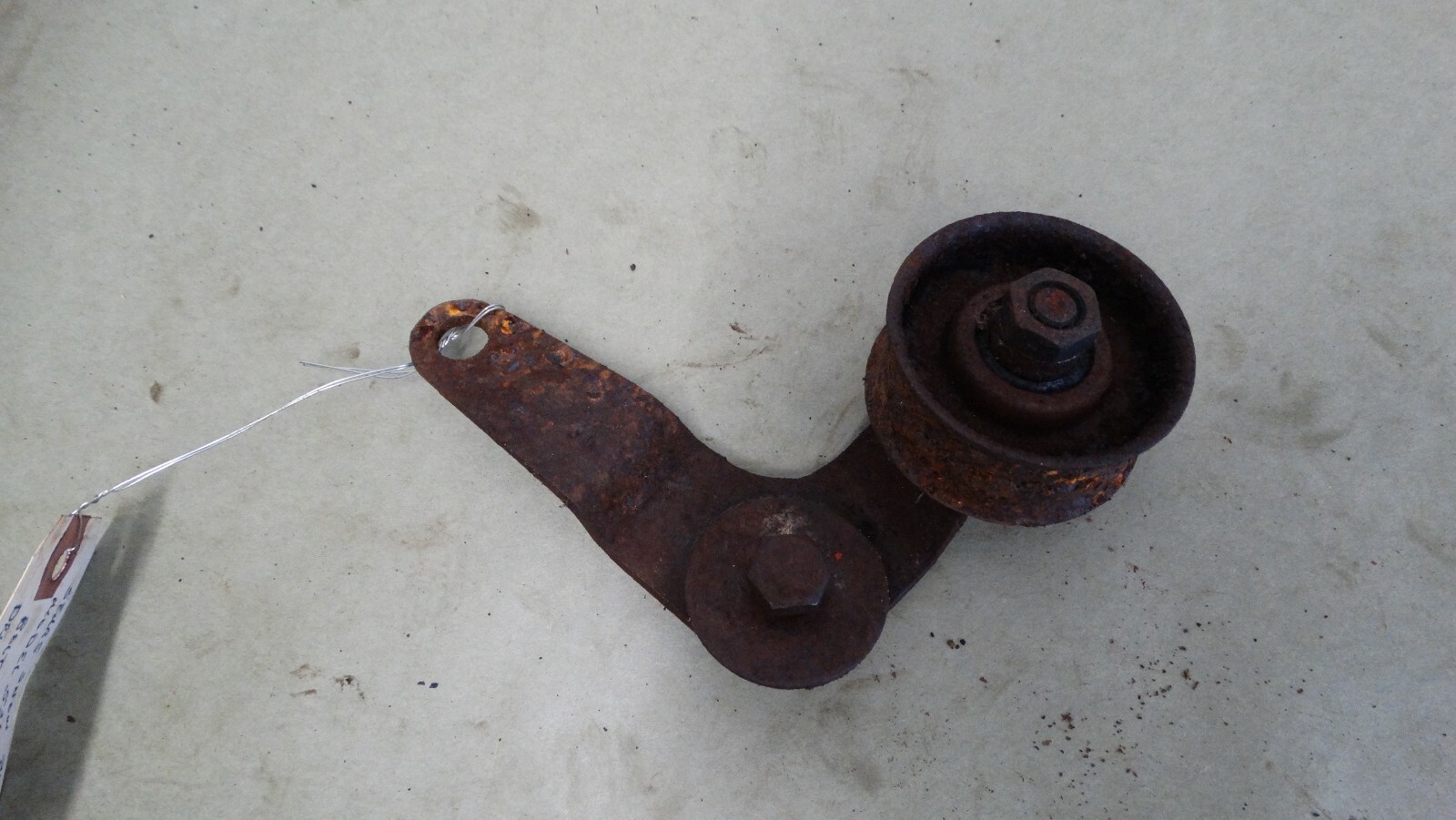 Craftsman TracDrive 8/26 Snowblower Belt Tensioner Idler Pulley 536.