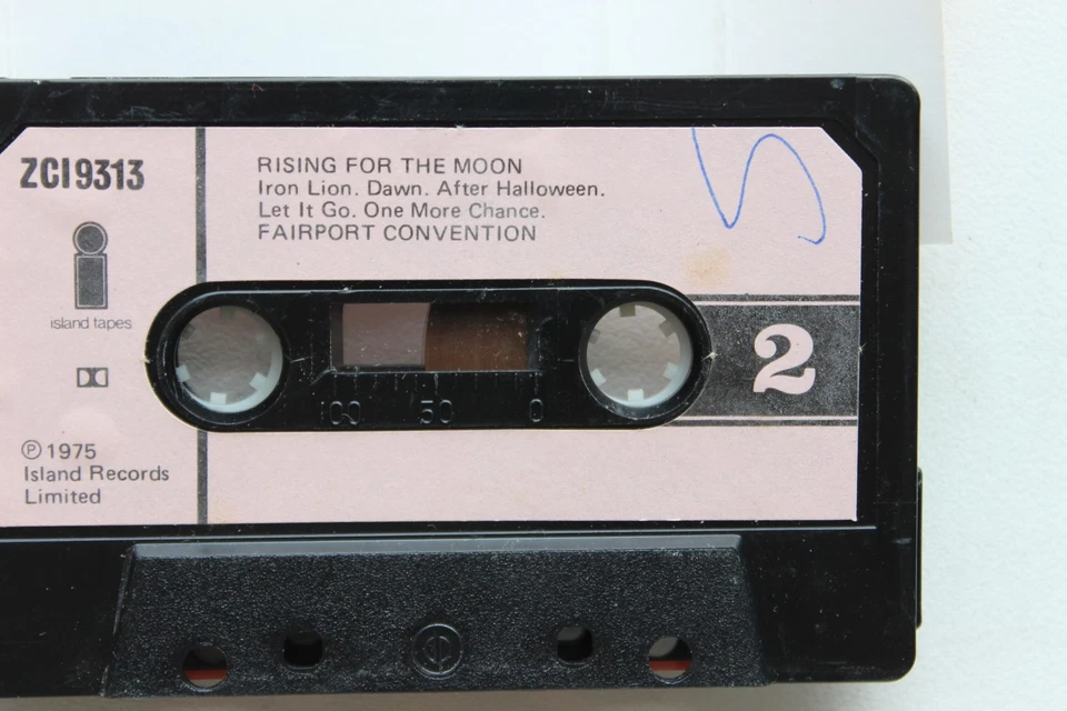 FAIRPORT CONVENTION - RISING FOR THE MOON (ISLAND ZCI9313) 1975 UK CASSETTE TAPE Foto 4 de 4