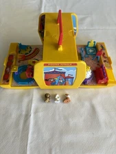 Vintage Galoob 1995 Pound Puppies/Jungle With 3 Jungle Animals