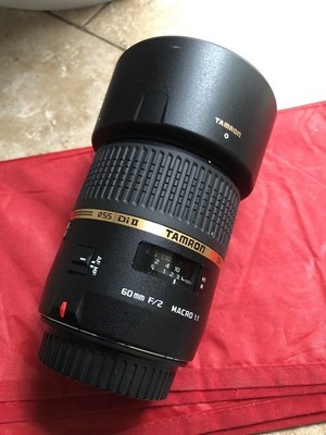Canon EF Mount Tamron SP Di 60mm F2 Macro Lens