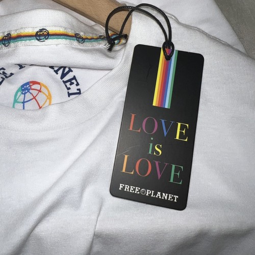 Free Planet Mens Small Love Is Love Rainbow Pocket LTBGQ Crewneck White T Shirt - Picture 5 of 7
