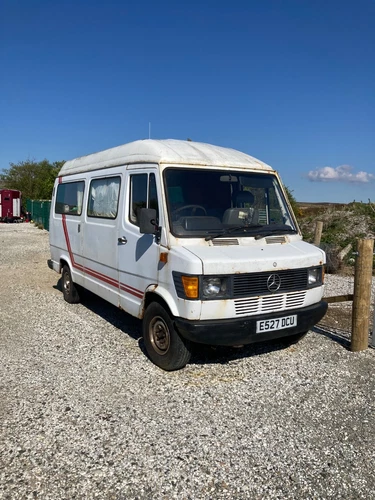 Mercedes 307D  spares or repair - Picture 1 of 7