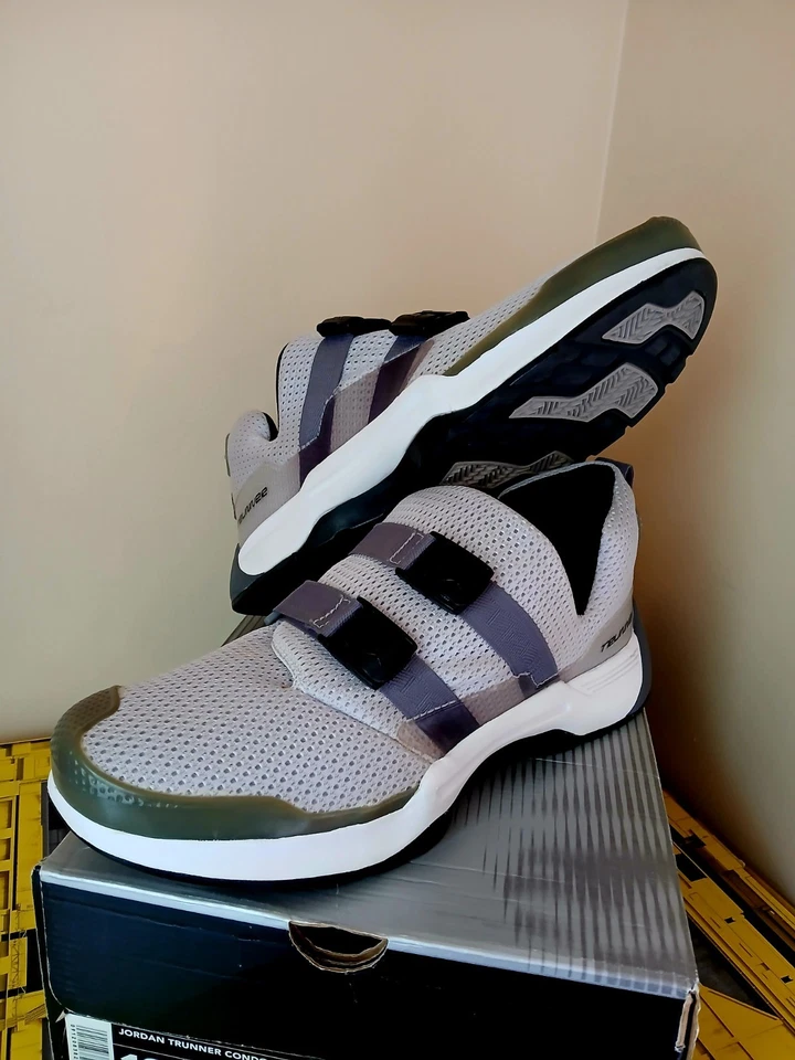 Jordan Trunner Condo 2001 Zen Grey Ultra Rare Sz 10.5 [Please Read Description] - Image 2 of 4