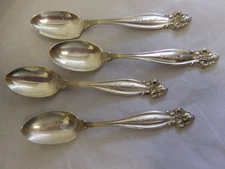 INTERNATIONAL JEANNE D'ARC 1905 SET 4 STERLING SILVER DEMITASSE SPOONS "PEARL"