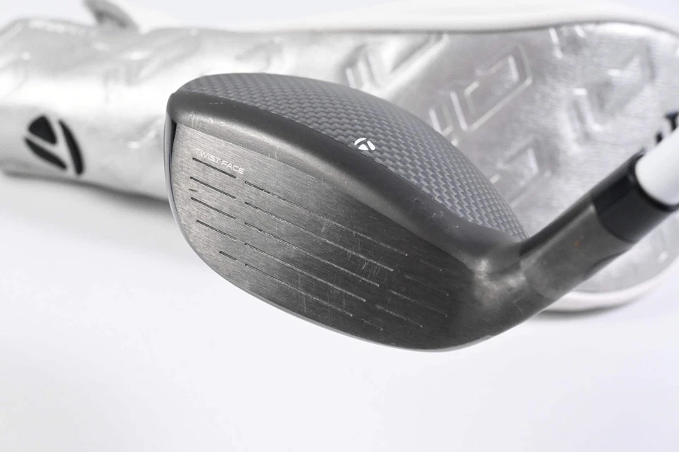 Ladies Taylormade Qi35 Max Lite #6 Hybrid / 31 Degree / Ladies Flex Fujikura - Image 4 of 4