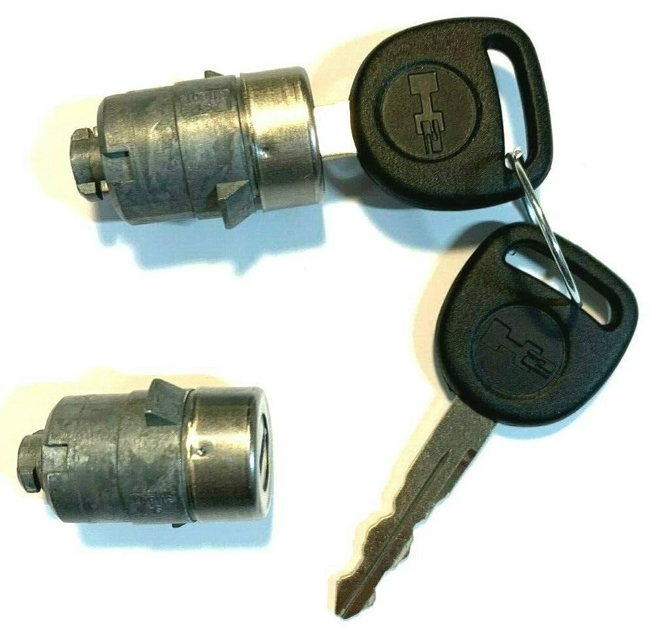 Пара цилиндров дверного замка Hummer H2 от оригинального производителя с 2 ключами с логотипом Hummer H2 706592 + 691216 - Изображение 2 из 2