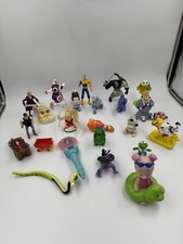 23 Piece Lot of Vintage Restuarant Meal Toys Furby, Zizzle iZ, Fu Panda, DQ