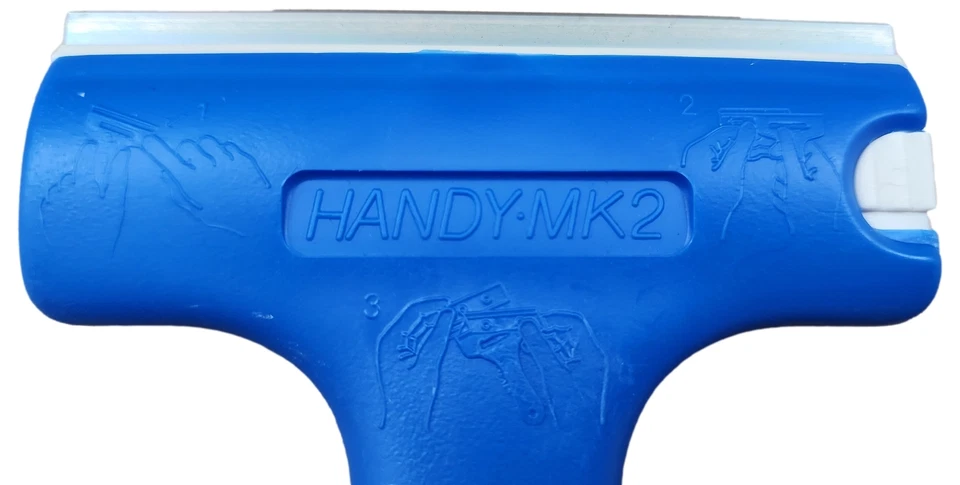 Herramienta de tinte de película de ventana de vidrio automático raspador práctico Triumph de 3 pulgadas con 10 hojas adicionales Foto 3 de 4