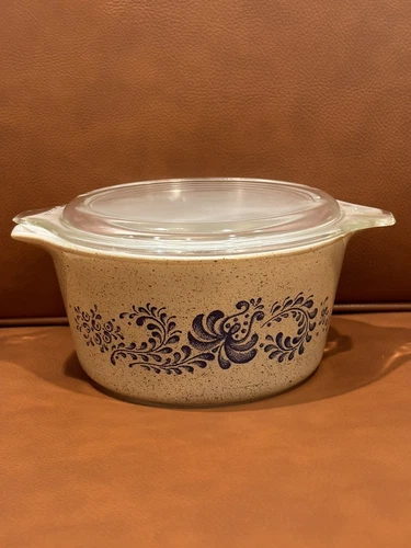 Pyrex 473-B 500 ml Dish Bowl With Lid Homestead Brown Speckled Blue Vintage