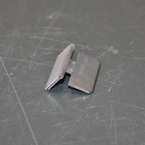 (50) Stanley Vidmar Label Holders GTL37, 1-1/2" x 1/2", for Drawer #20 PGT37 - Picture 3 of 9