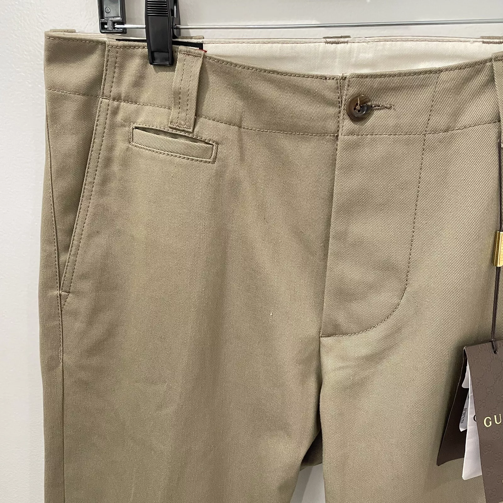 Pantalon homme Gucci taille IT 48 coton sergé boutons ceinture céréales kakhi neuf avec étiquette