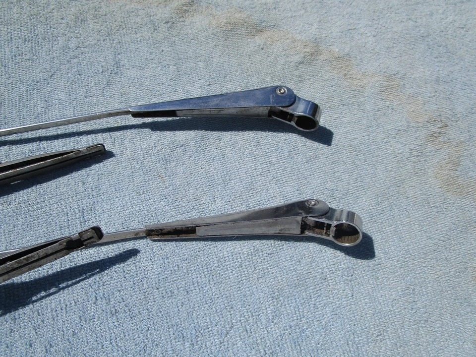 Limpiaparabrisas para camioneta Ford F100 1956 Foto 3 de 3