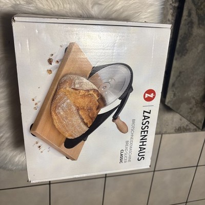 Zassenhaus Original Classic Adjustable Bread Slicer for Uniform Slices
