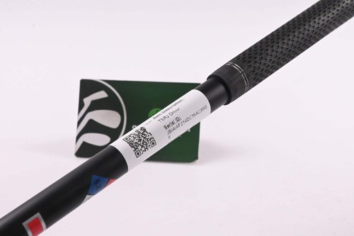 Titleist TSR2 Driver / 10 Degree / Regular Flex Hzrdus Red CB 50 Shaft - Picture 7 of 8