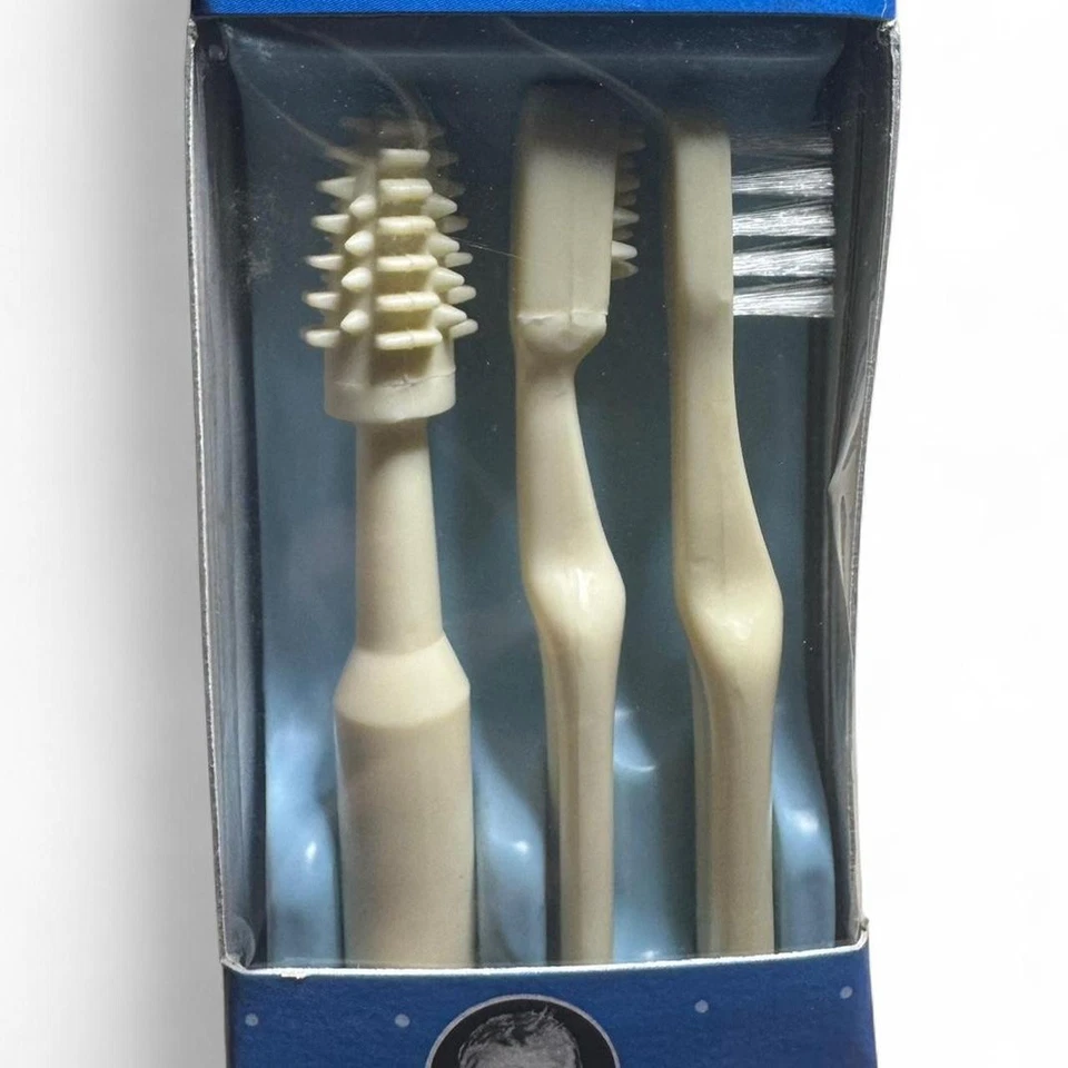 Juego de 3 cepillos de dientes Gerber Nuk de colección/Y2K Foto 3 de 3