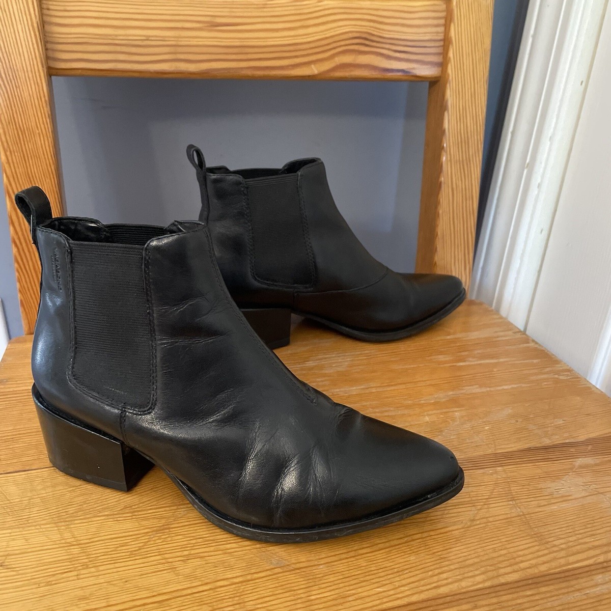 Vagabond Leather Black Heeled Classic Boots