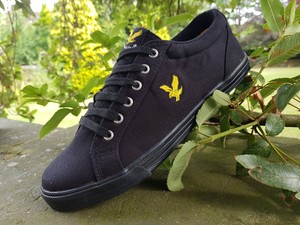 lyle and scott canvas trainers