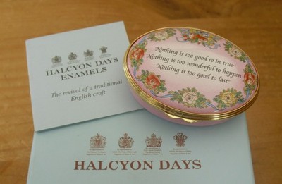 Boxed Halcyon Days ''Nothing Is To Good To Be True...'' Emaille Box - 2 1/2''