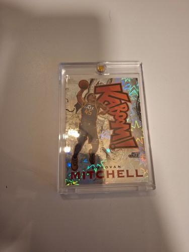 Donovan Mitchell #3 2018 Panini Crown Royale Kaboom card