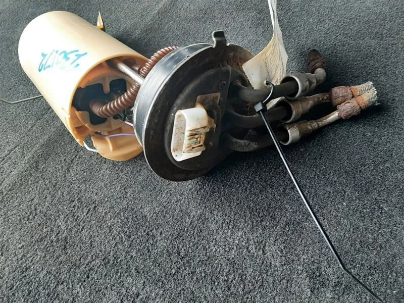 燃油泵总成前 02-03 雪佛兰 Avalanche 2500 19180101 — 第 3/4 张图片