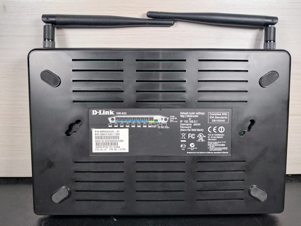 D-Link DIR-632 8-port Wireless N300 Supporting Wi-Fi Router Tested Works DD-WRT - Image 4 of 4