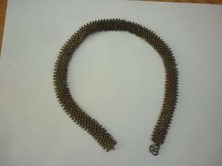 Ancien bijou 19 ème collier ras du cou en argent massif 950 45 grammes .