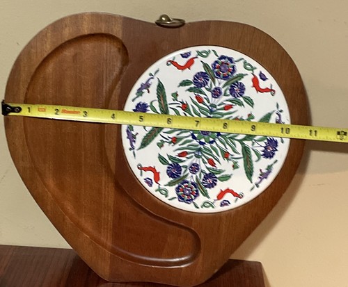 Teakwood Apple Shaped Floral Tile Cheese Board Wall Hanging - Picture 6 of 9