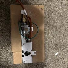 Norcold  640402 Burner Assembly With 3/8 Flare Adapter Robert Shaw Valve W Probe