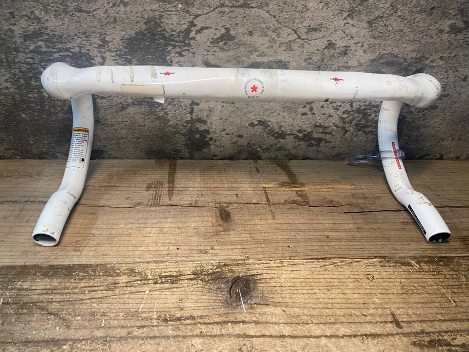 Manillar Cinelli NeoMorphe Carbon Drop 15,74 pulgadas diámetro 1,25 pulgadas raro Foto 2 de 4