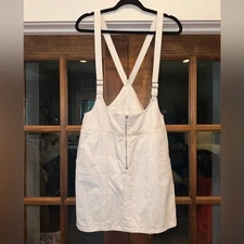 EUC Honey Belle Size Medium White Zippered Overall Dress