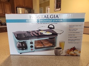 Nostalgia 3-in-1 Retro Breakfast Station  Includes 5 Cup CoffeeMaker, New In BOX