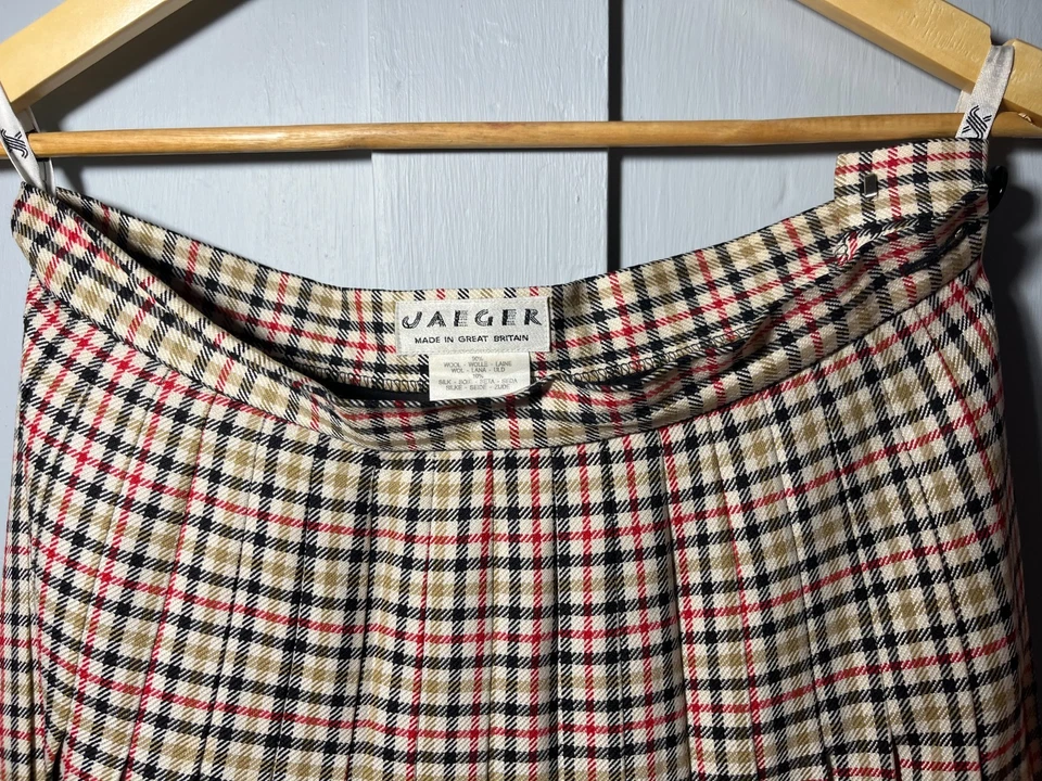 Vintage Classic Jaeger Beige Black and Red Checked Pleated Skirt UK 14 US 12 - Image 4 of 4