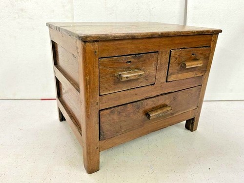OLD VINTAGE RARE WOODEN HAND MADE SMALL TABLE WITH 3 CHEST / DRAWERS ( JEWLLERS) - Picture 2 of 12