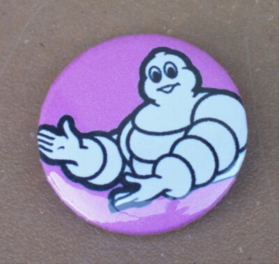 Abzeichen BIBENDUM MICHELIN MAN ROSE Anstecknadeln Pub Reifen Reifen