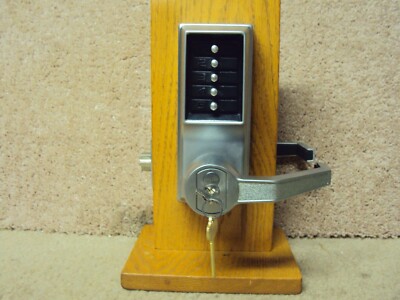 Kaba Ilco Unican Lock LR1000 LR1021 Lock Over Ride With Core and Keys