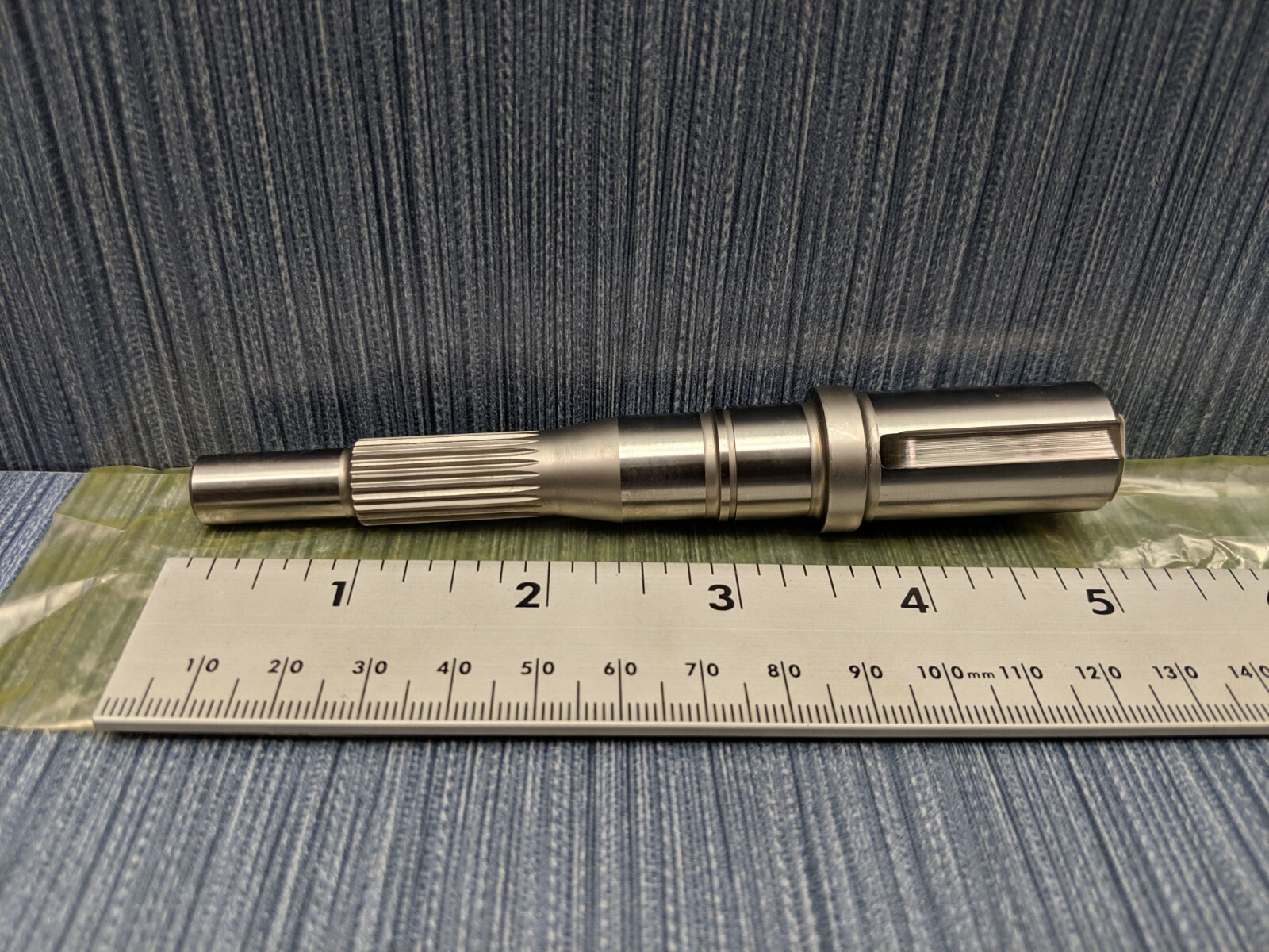 V10 Vane Pump Vickers Eaton Danfoss (374338) 3/16" Keyed  Shaft Assembly Single